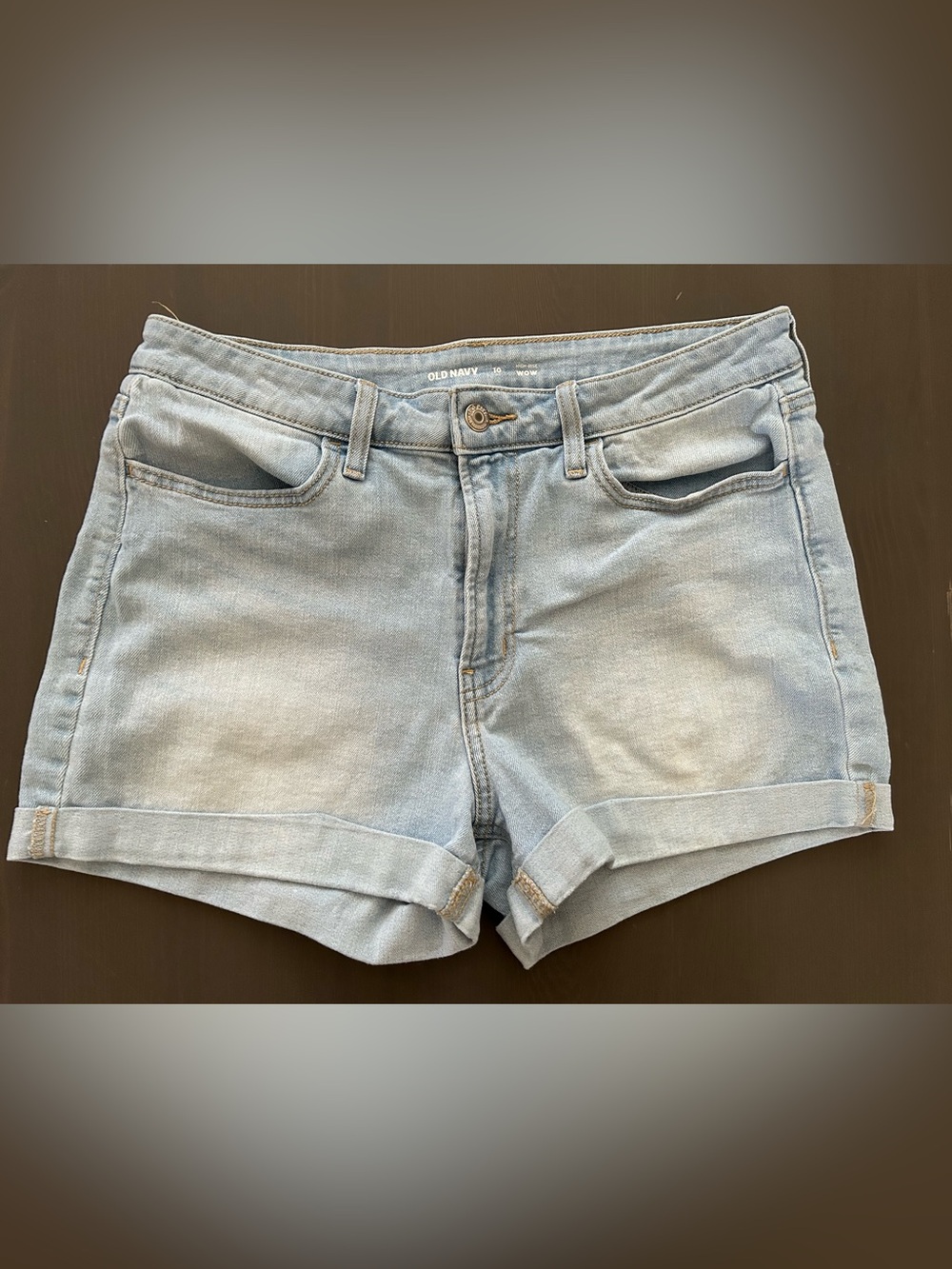 Old Navy Light Wash Denim Roll-Cuff Women's Shorts